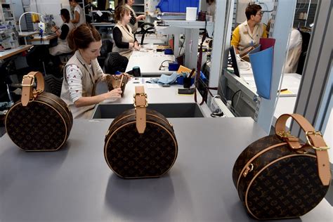 louis vuitton manufacturing locations|where are louis vuitton watches made.